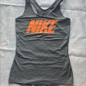 Nike Dri-fit Gray Fitted Sleeveless Tank Top (EXCELLENT CONDITION)